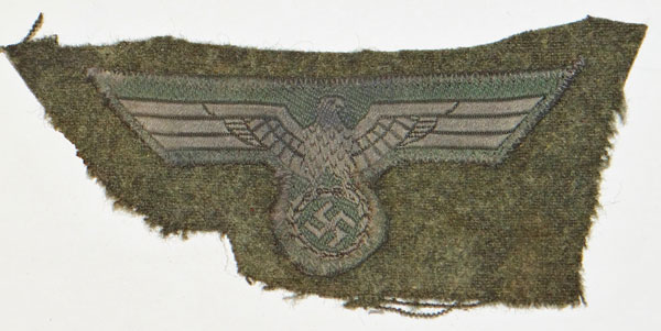 "CUT OFF" Army 4th Pattern Breast Eagle "CUT OFF" Army 4th Pattern Breast Eagle