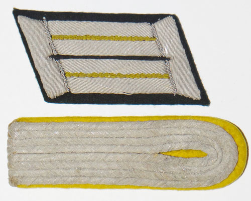 Army Signal Troops Leutnant Collar Tab & Shoulder Set