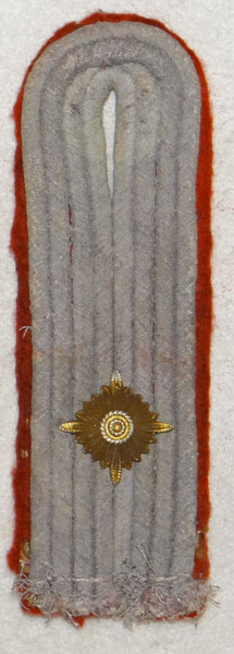 Army Artillery Oberleutnant Shoulder Board