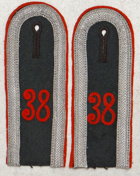 Army Artillery Unteroffizier 38th Regt. Mechanized G.H.Q Troops Shoulder Boards Army Artillery Unteroffizier 38th Regt. Mechanized G.H.Q Troops Shoulder Boards