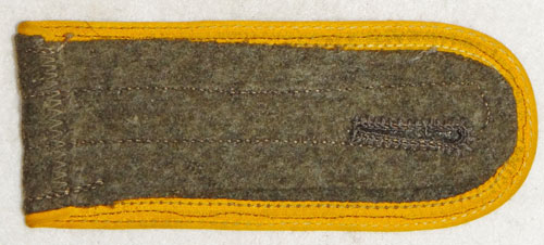 Army 32nd Reiter Regt. 3rd Cavalry Brigade Feldwebel Shoulder Board