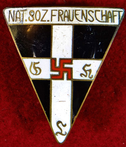 Type II Nat. Soz. Frauenschaft Members Badge