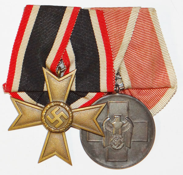 WW II Two Place Medal Bar
