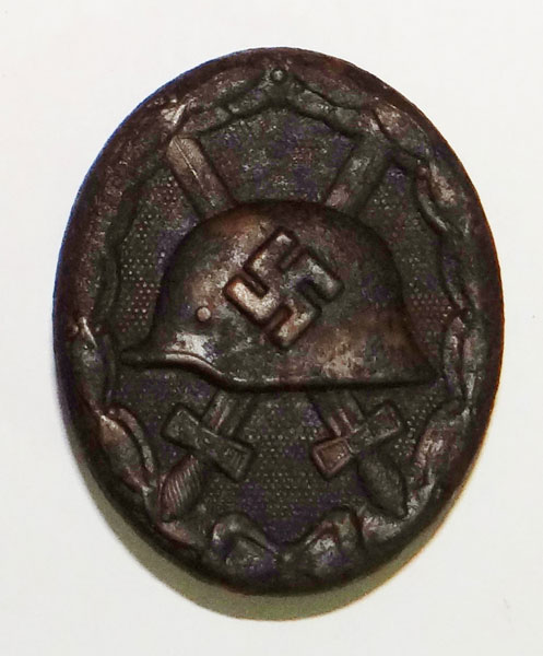 German WW II Black Wound Badge German WW II Black Wound Badge