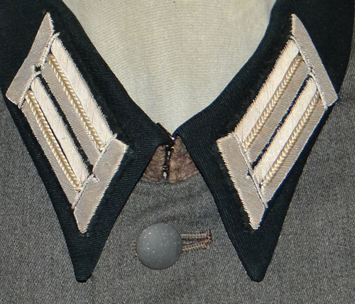 Army Infantry Hauptmann Tunic with "KUBAN" Shield