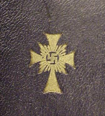 Cased 1st Class Gold Mothers Cross