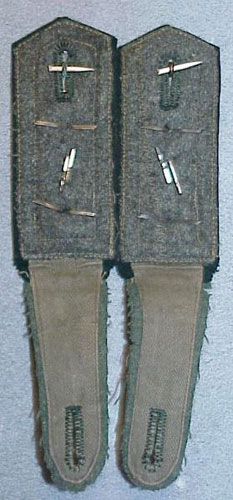 Army Oberfeldwebel Shoulder Boards