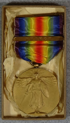 WW I Boxed "Victory" Medal with "FRANCE" Bar