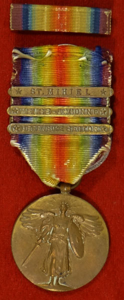 WW I "Victory" Medal with Three Bars & Ribbon Bar