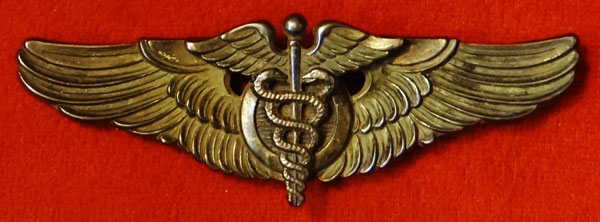 WW II 1943 Gold 3 inch Pin Back "Flight Surgeon" Wing by "AMICO"