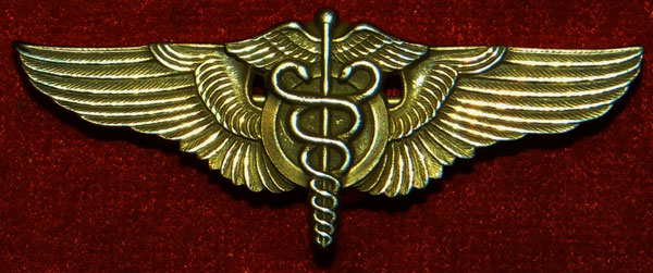 WW II 1943 Gold 2 inch Pin Back "Flight Surgeon" Wing by "Balfour"