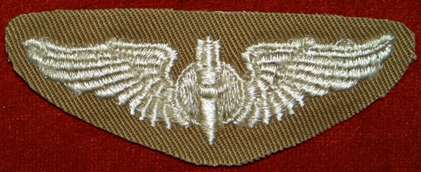 WW II Cloth 3 inch "BOMBARDIER" Wing