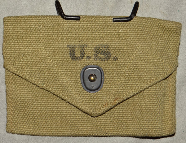 Model 1942 U.S. WW II First Aide Pouch