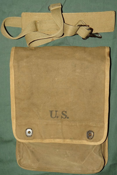 U.S. WW II M-1938 Dispatch Case U.S. WW II M-1938 Dispatch Case
