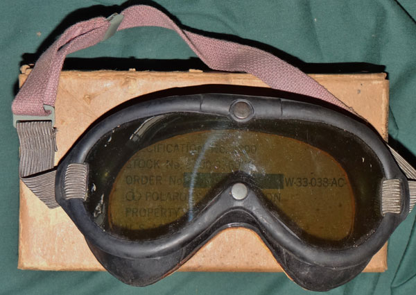 WW II U.S. AAF Type B-8 Flying Goggles WW II U.S. AAF Type B-8 Flying Goggles