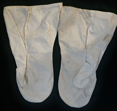 WW II White Camouflage Mittens Covers