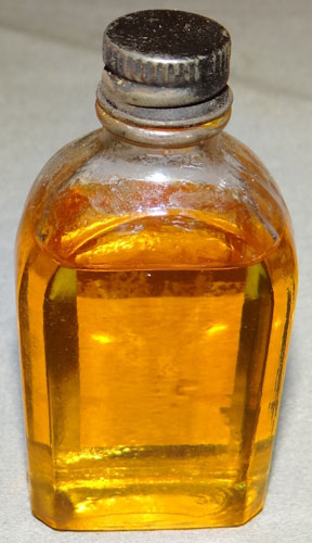 WW II U.S. Glass Bottle of Insect Repellent