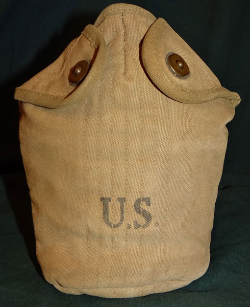 M-1910 WW II U.S. Canteen Cover M-1910 WW II U.S. Canteen Cover