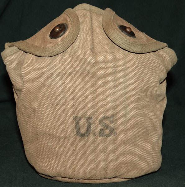 M-1910 WW II U.S. Canteen Cover M-1910 WW II U.S. Canteen Cover