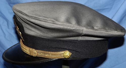 "NAMED" WW II U.S. Navy Officers Visor Hat with Grey Cover