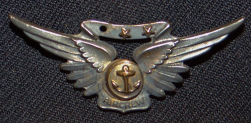 Named WW II U.S. Navy Aviation Ordnance man / Aircraft Gunner "PO3" Dark Blue Jumper