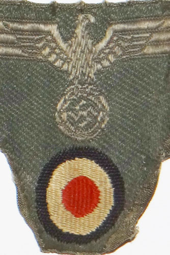Army NCO/EM M43 Field Cap Insignia