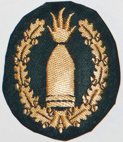 Army Artillery Gunner’s Proficiency Sleeve Insignia