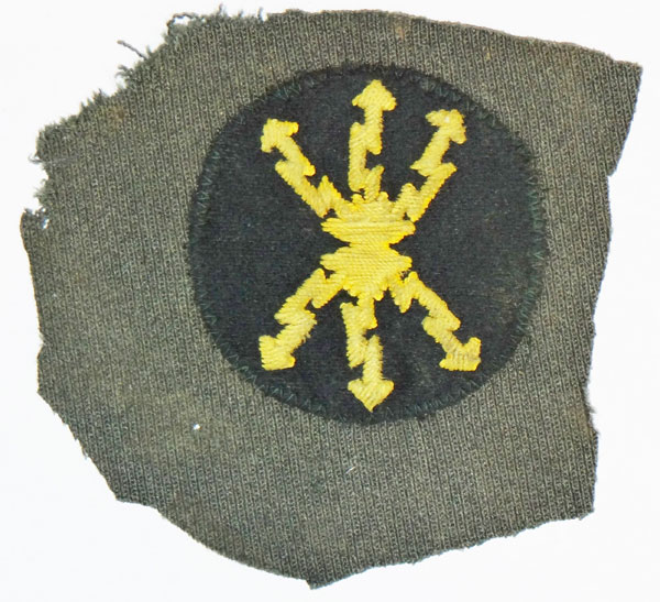 "CUT OFF" Army Funkmeister (Signal Sgt.) Specialist Badge