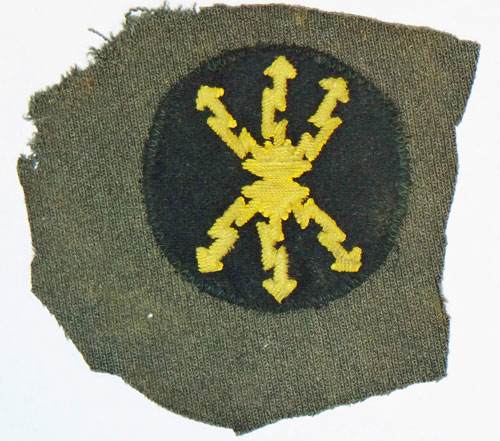 "CUT OFF" Army Funkmeister (Signal Sgt.) Specialist Badge