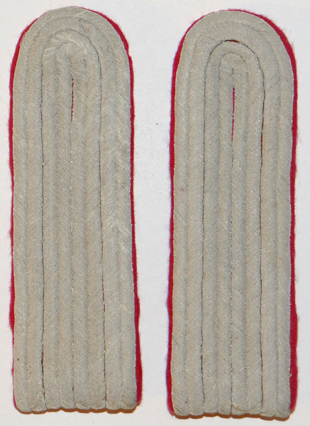 General Staff & Veterinarians Army Leutnant Shoulder Boards