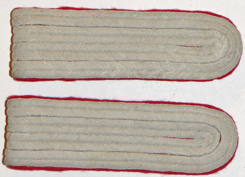General Staff & Veterinarians Army Leutnant Shoulder Boards
