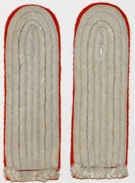 Army 66th Artillery 	Regt. Oberstleutnant Shoulder Board