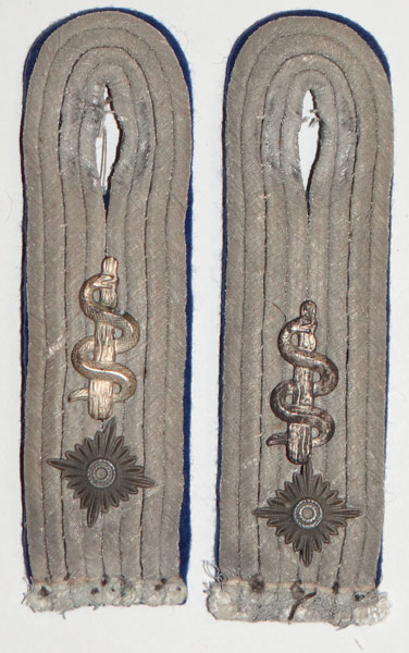 Army Medical Troops Oberleutnant Shoulder Boards