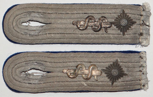 Army Medical Troops Oberleutnant Shoulder Boards