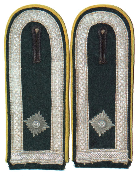 Army Signal Troops Feldwebel Shoulder Boards