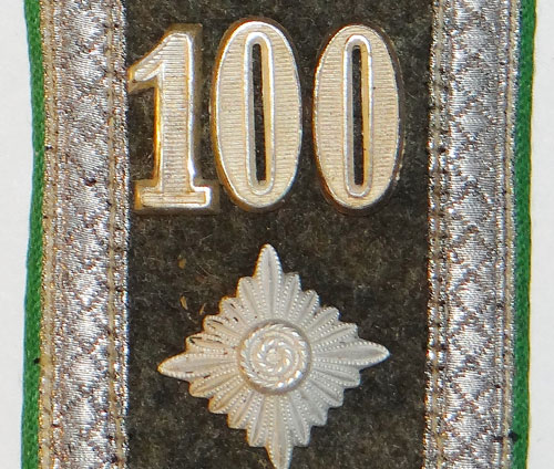 Army 100th Gebirgsjager Regt. Feldwebel Shoulder Board