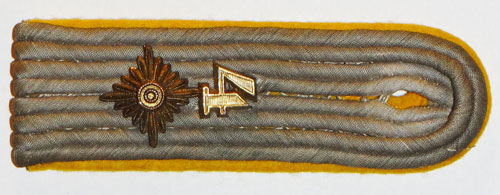 Army Calvary Reconnaissance 4th Brigade 4th  Battalion Oberleutnant Shoulder Board