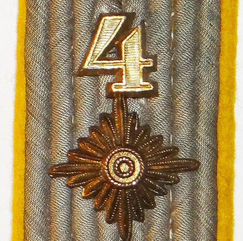 Army Calvary Reconnaissance 4th Brigade 4th  Battalion Oberleutnant Shoulder Board