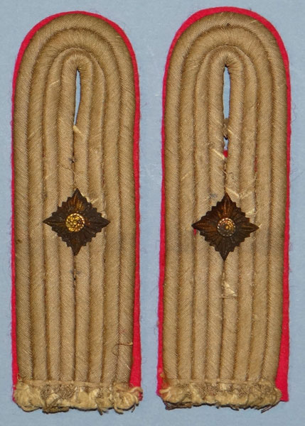 Army Veterinarians or General Staff Oberleutnant Shoulder Boards