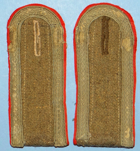 Army M44 Artillery Unteroffizier Shoulder Boards Army M44 Artillery Unteroffizier Shoulder Boards