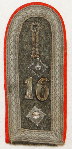 Army Artillery 16th (mot) Regt. 16th Pz. Div. Oberfeldwebel Shoulder Board Army Artillery 16th (mot) Regt. 16th Pz. Div. Oberfeldwebel Shoulder Board
