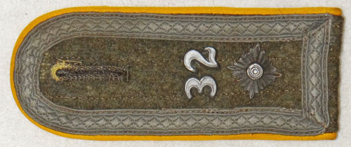 Army 32nd Reiter Regt. 3rd Cavalry Brigade Feldwebel Shoulder Board