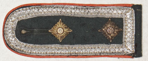 Army PANZER JAGER Oberfeldwebel Shoulder Board