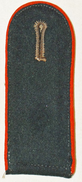 WW II Artillery Enlisted Shoulder Board WW II Artillery Enlisted Shoulder Board