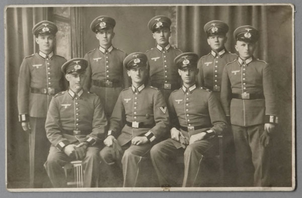 1940 dated Photo of Eight Army Enlisted