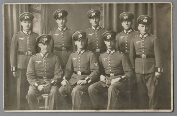 1940 dated Photo of Eight Army Enlisted 1940 dated Photo of Eight Army Enlisted