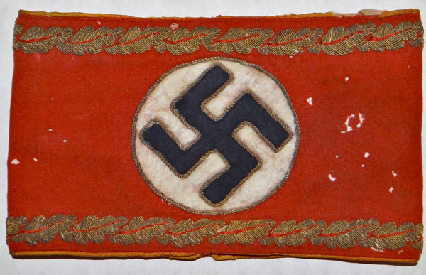 HAND EMBROIDERED Reich Level Armband "Leiter Eines Amtes" HAND EMBROIDERED Reich Level Armband "Leiter Eines Amtes"
