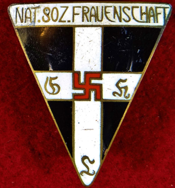 Type II Nat. Soz. Frauenschaft Members Badge