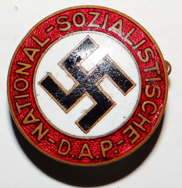 Type II Kries Level 1933/38 Frauenschaft Leader Badge Type II Kries Level 1933/38 Frauenschaft Leader Badge