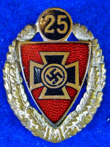 Type III 25 Year NS Reichkriegerbund Member's Badge